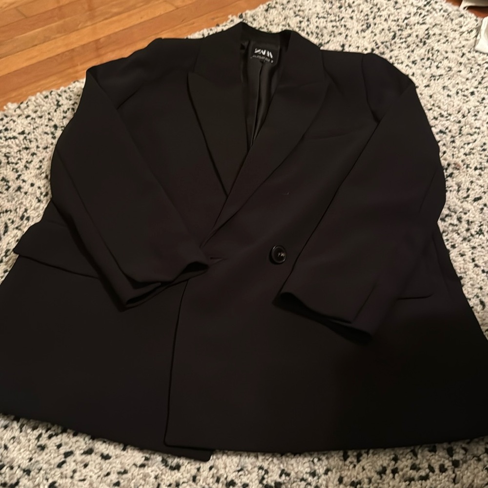 Zara black blazer